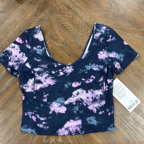 lululemon athletica Navy and Pink Tie-Dye Crop Top - Picture 1 of 4